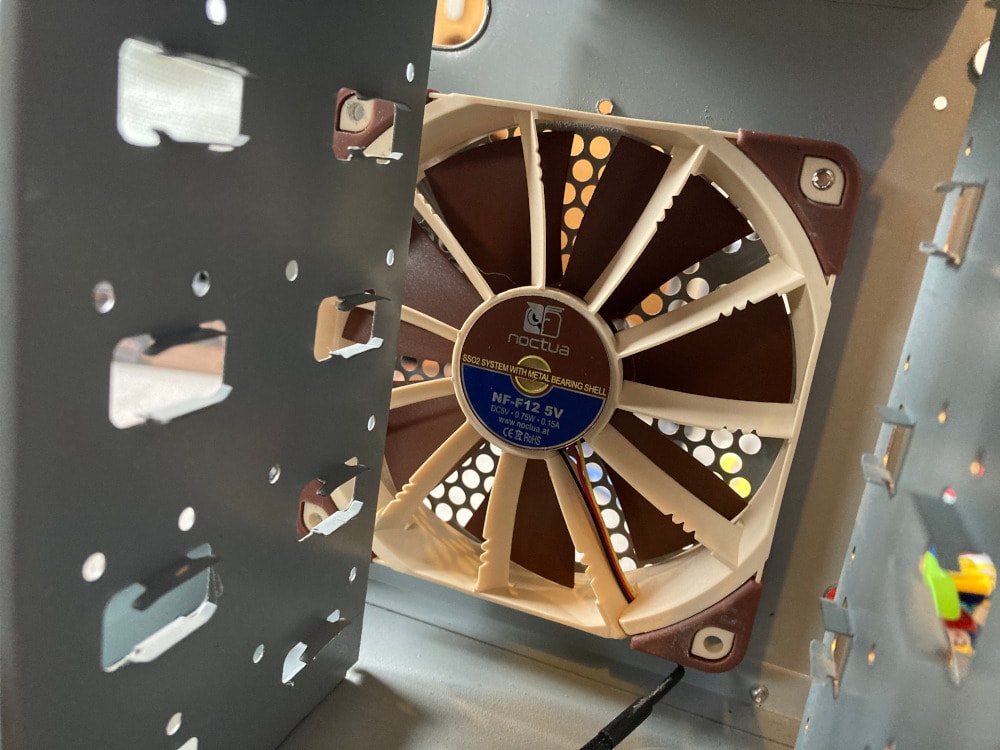 02-pc-upgrade-new-fan